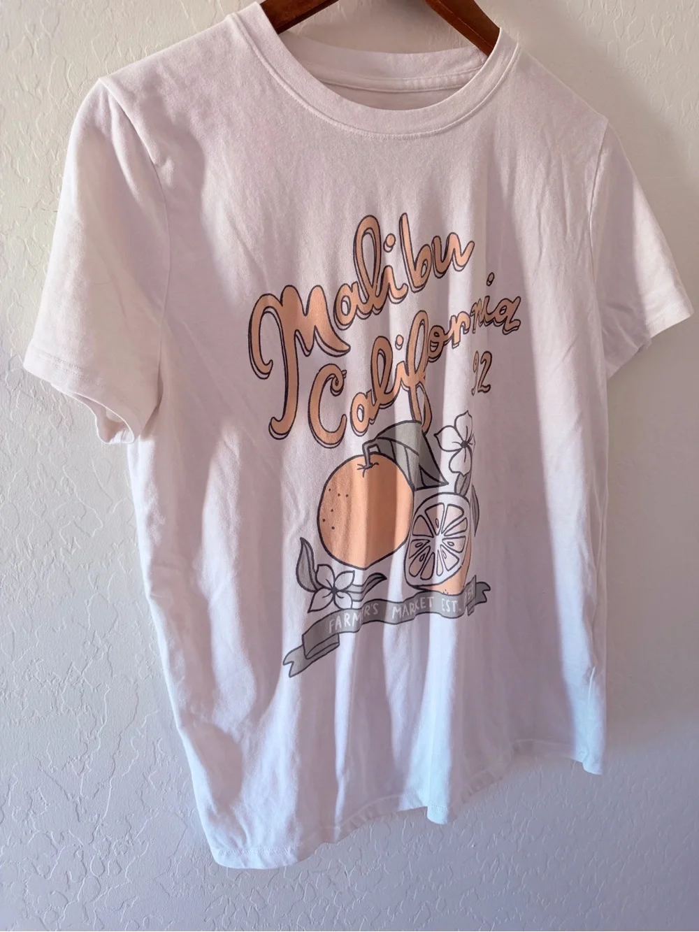 Abercrombie Kids Malibu California Farmers Market Graphic T-Shirt – Size 15/16